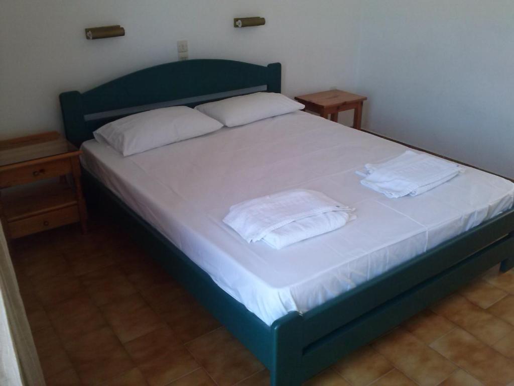 Pericles Studios Agia Marina  Kamer foto