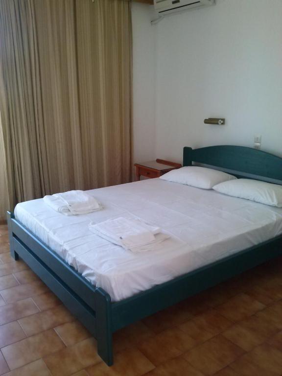 Pericles Studios Agia Marina  Kamer foto