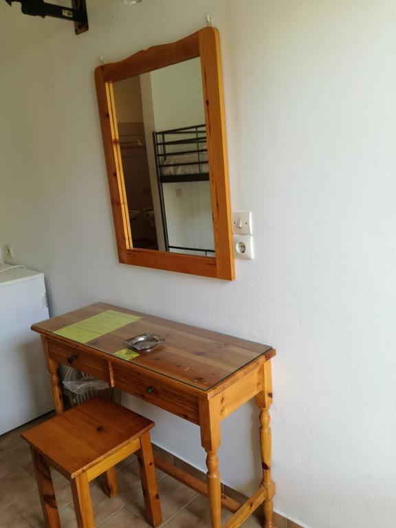 Pericles Studios Agia Marina  Buitenkant foto