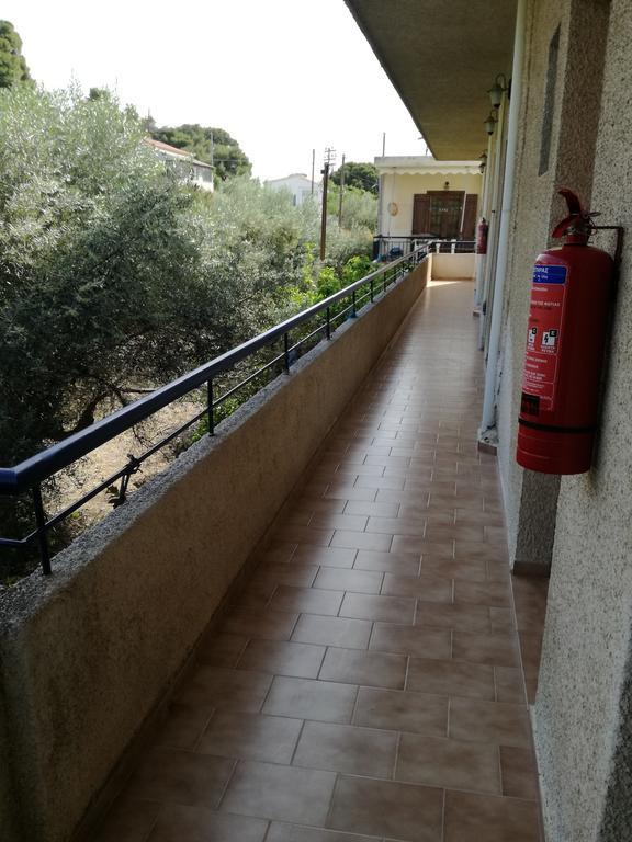 Pericles Studios Agia Marina  Buitenkant foto